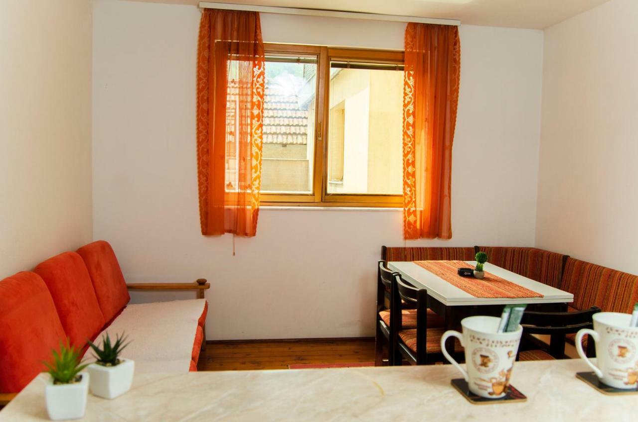 Apartmani Aa Сараево Екстериор снимка