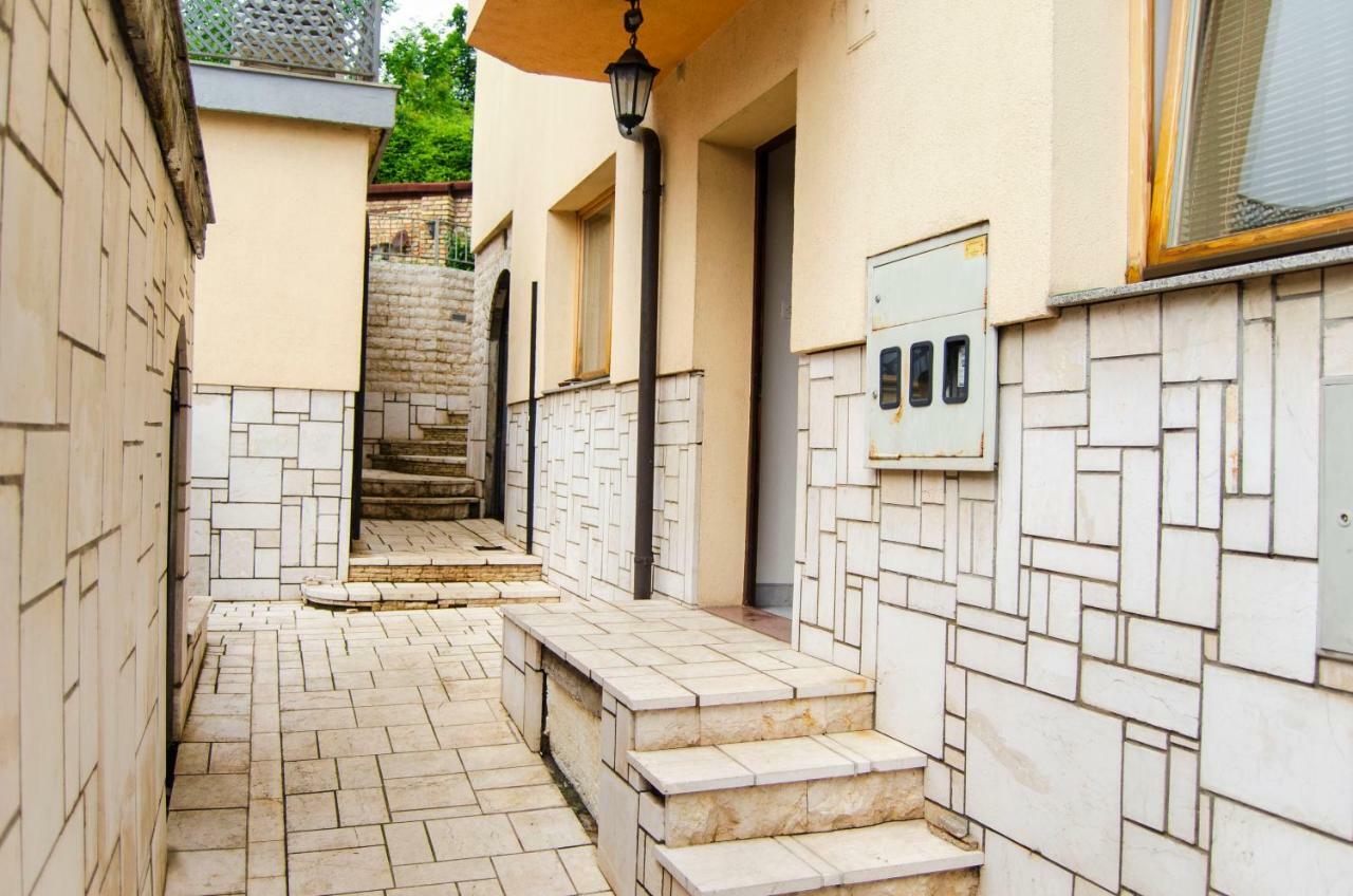 Apartmani Aa Сараево Екстериор снимка